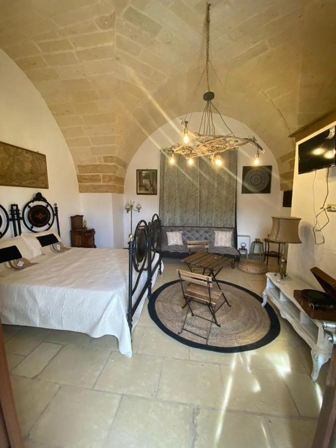 Masseria Li Vecchi Squinzano Eksteriør bilde